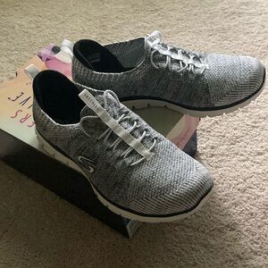 Sketchers Sport Active shoes